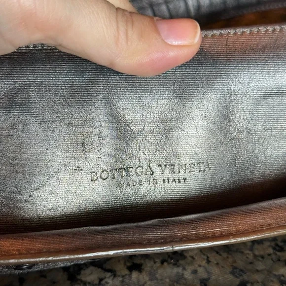 Bottega Veneta Shoulder Bag - Picture 9 of 16